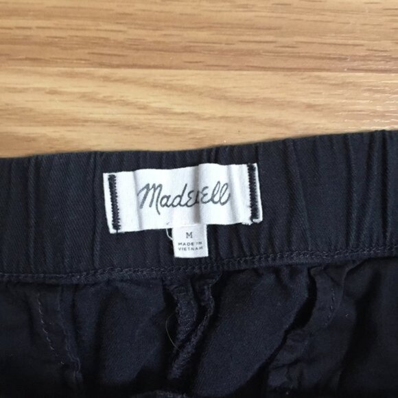 Black Shorts Cotton Blend Stretchy with Pockets - Picture 2 of 4